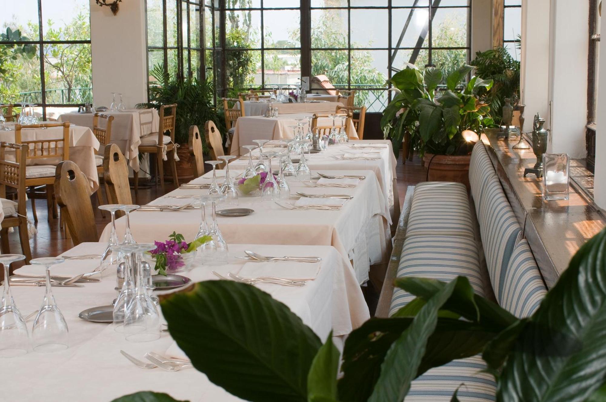 Hotel La Villarosa Terme Ischia Restoran fotoğraf