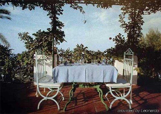 Hotel La Villarosa Terme Ischia Restoran fotoğraf